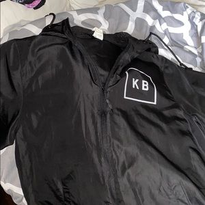 windbreaker/rain jacket